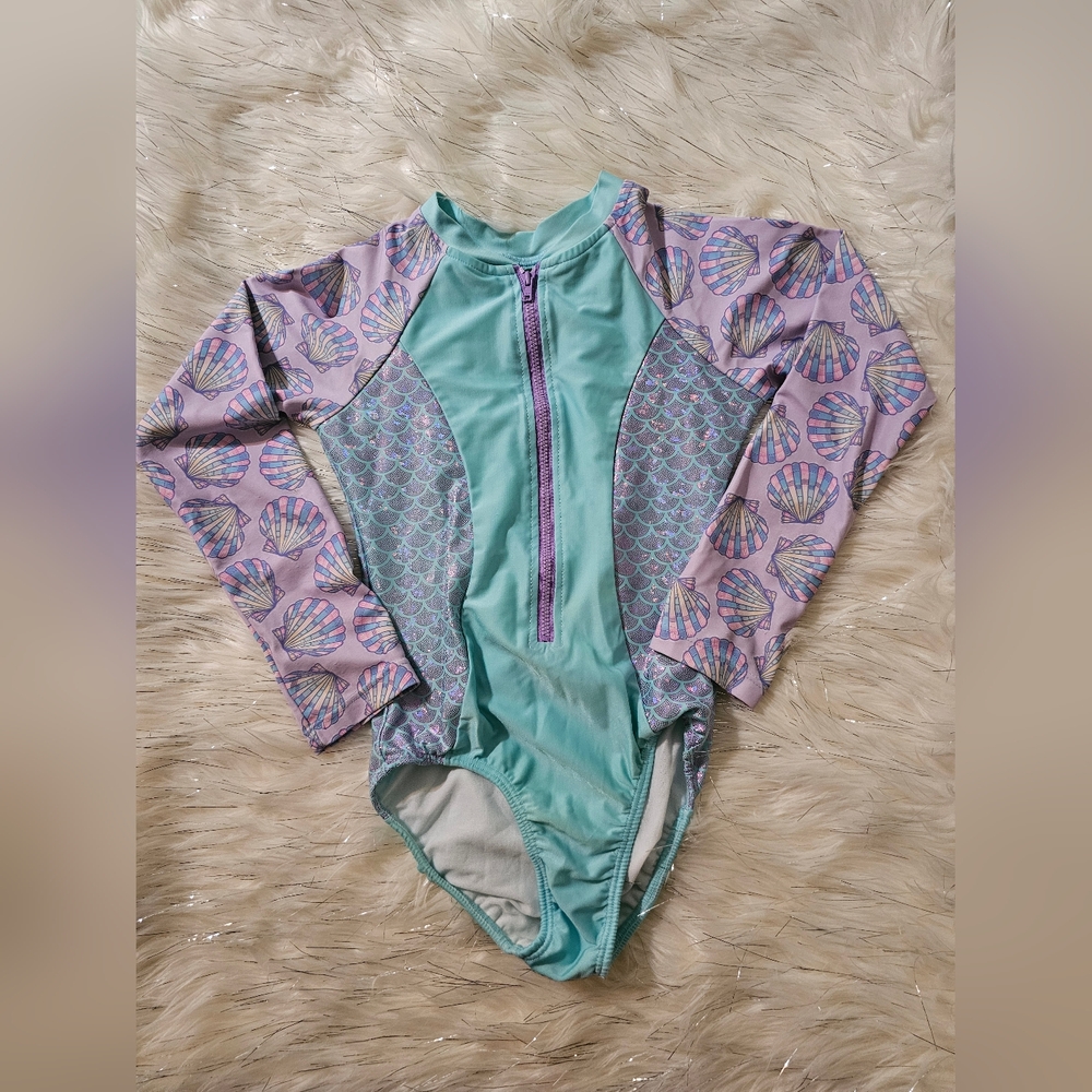 Girls Mermaid Swimsuit Sz 7/8 Fun & Colorful